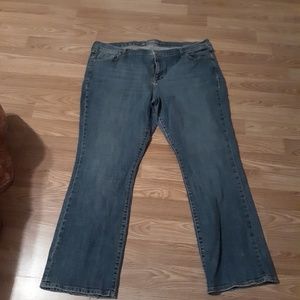 Old navy sweetheart Jean's size 18short